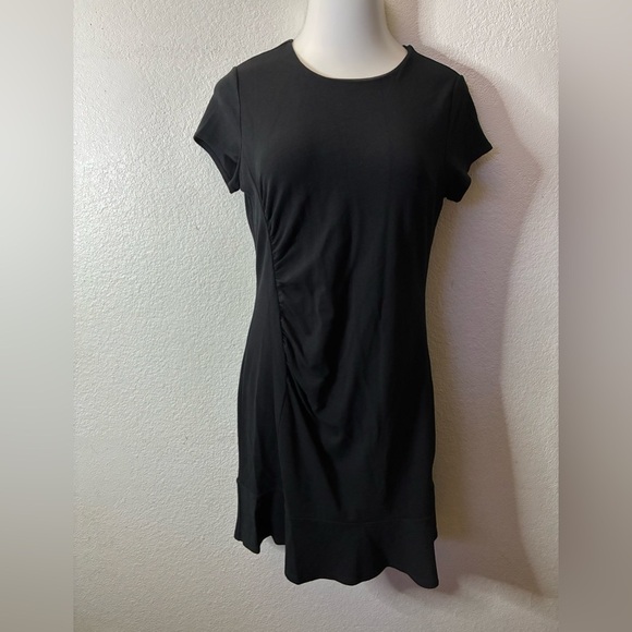 🆕LOFT Black Sheath Ruched Flounce Crew Neck Short Sleeve Mini Dress 10🆕 - Picture 3 of 14